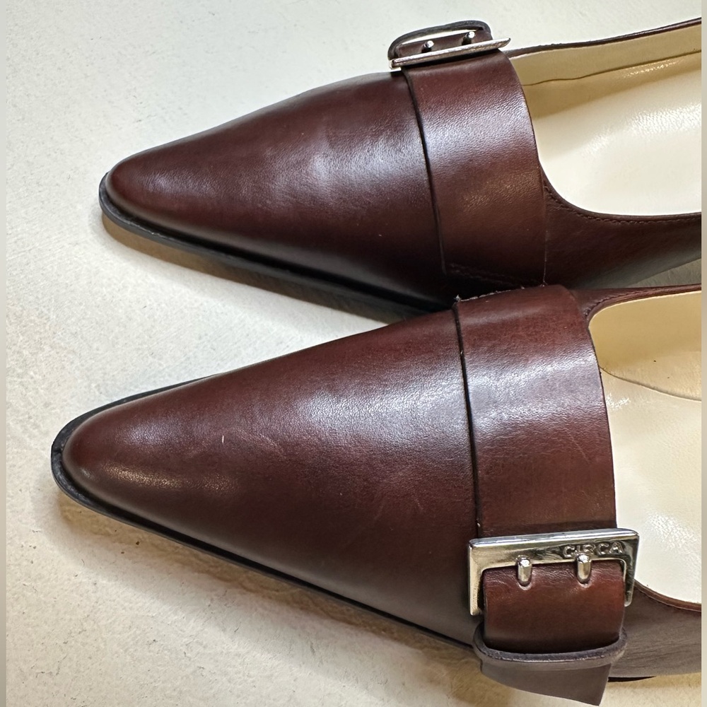 Joan & David Brown Leather Heels with Pointed Toe - Picture 6 of 10